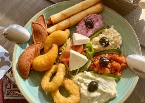 Mezze-schotel bij Papatya in Mortsel